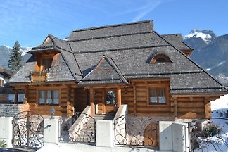 Chalet Zarewitsch-Gruppenhaus