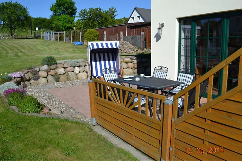 Terrasse mit Morgen- und Nachmittags- Sonne