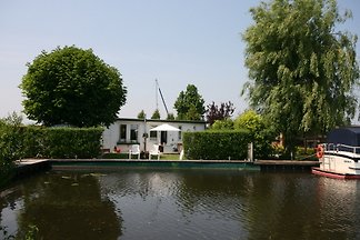 Chalet Moni