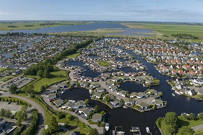 Aquaronde Lemmer Bungalow am Wasser