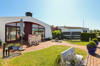 Bungalow am Wasser mit Sudlage