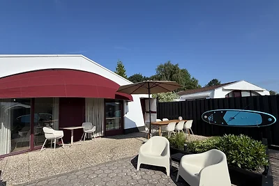 Bungalow Blue Sky
