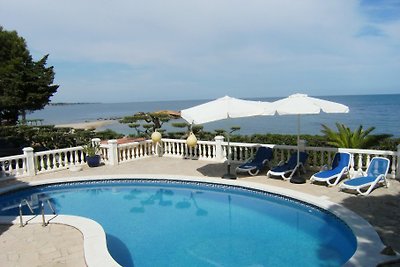 Dream vila s privatnim bazenom u neposrednoj blizini plaže