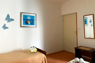 Apart MELITA *** für 2 und  4 Pers.