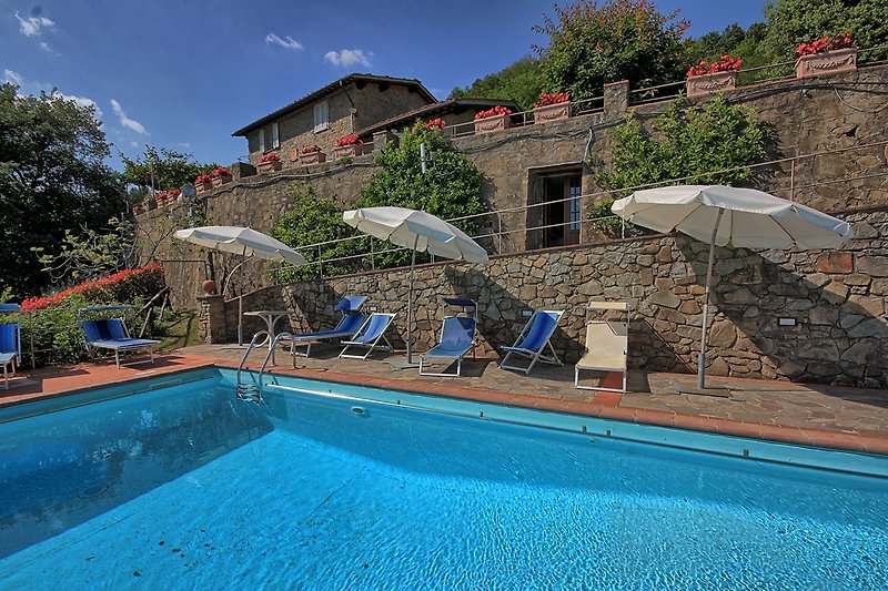 Villalta - Ferienhaus für 12 Personen mit Privat-Pool