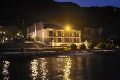 Attilio Lake Suites - Inedita Blue