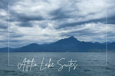 Attilio Lake Suites - Aria Red