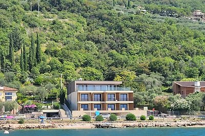 Attilio Lake Suites - Inedita Blue