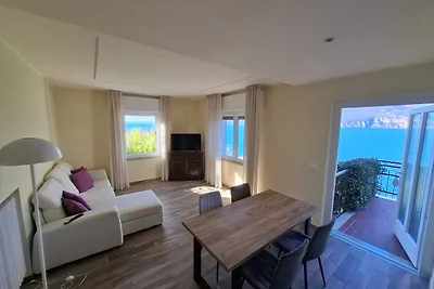 Villa Olivo: Traum-Seeblick
