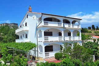 Apartments Verica *** in Lopar