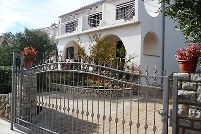 Villa- Apartments Zana ***