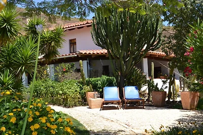 Landhausapartment mit Pool