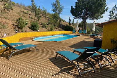 Landhausapartment mit Pool