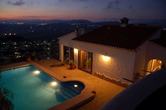 Villa 5-6 Gäste , WLAN, Sauna, Pool
