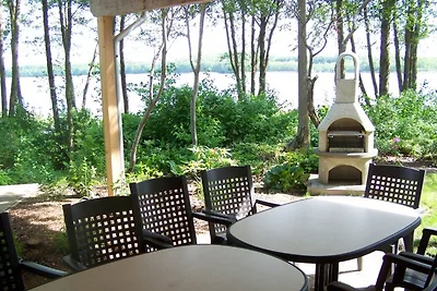 Bungalow direkt am See (ebenerdig)