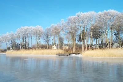 Ferienhaus -Mobilheim direkt am See