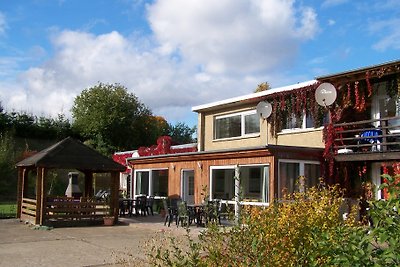 Vakantiehuis nr.5 aan het meer / 6 slaapkamers.