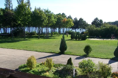 Ferienwohnung im OG direkt am See
