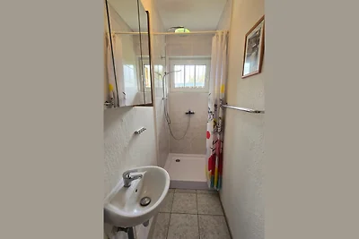 Bungalow direkt am Bade-u. Angelsee