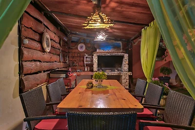 Villa VESNA mit Pool fur 10