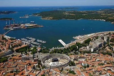 Pula Zentrum 2 km Pula Zentrum 2 km