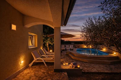 Villa LILY mit privatem Pool fur 9