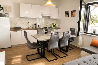 Apartment MARIJA fur 4-5