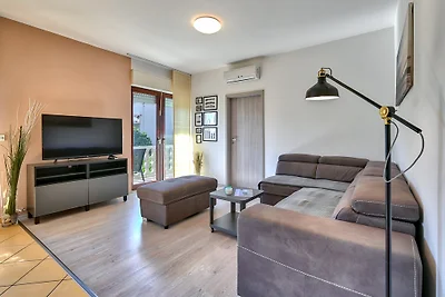 Apartament MILOS fur 5 ***