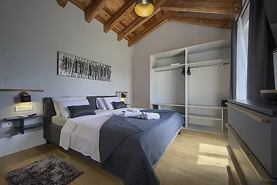 Design Villa mit Pool