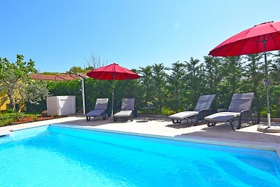 SONJA mit private Pool und Garten