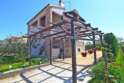 SONJA mit private Pool und Garten