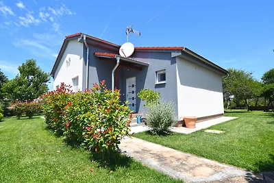 Ferienhaus MIRNA mit Jacuzzi