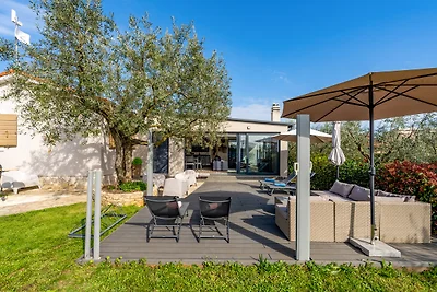 Ferienhaus MARCO mit Garten