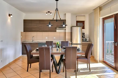 Apartament MILOS fur 5 ***