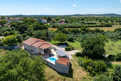 Ferienhaus KOTA mit Pool fur 5-7