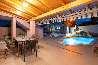 Ferienhaus MARY fur 5 mit Pool