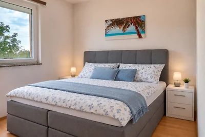 Apartment Kajic A1 in Strandnahe
