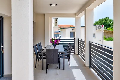 Ferienwohnung Petar mit Pool