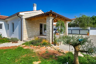 Villa GOGA mit Pool fur 4-5