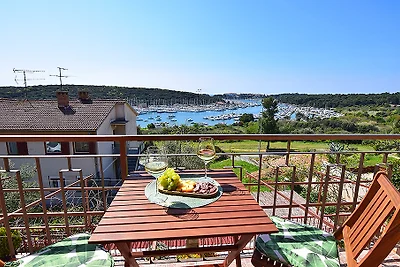 Apartment TONCI mit Meerblick