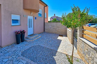 Villa KIKA mit Pool fur 6