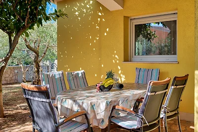 casa vacanza con piscina per 7-9 LILY