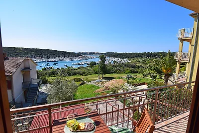Apartment TONCI mit Meerblick