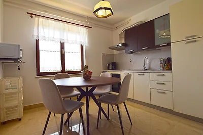 SONJA mit private Pool und Garten