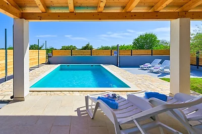 Ferienhaus ENZA fur 6 mit Pool
