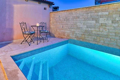 Villa KIKA mit Pool fur 6