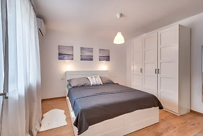 Ferienwohnung Petar mit Pool