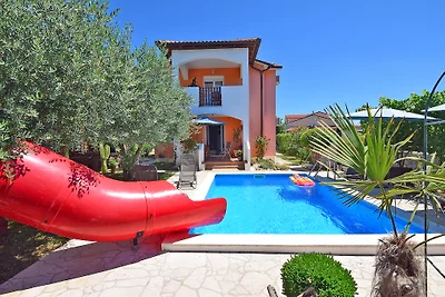 Villa VESNA mit Pool fur 10