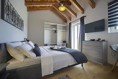 Design Villa mit Pool