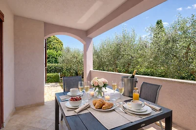 PETRA 1 in nahe von Strand